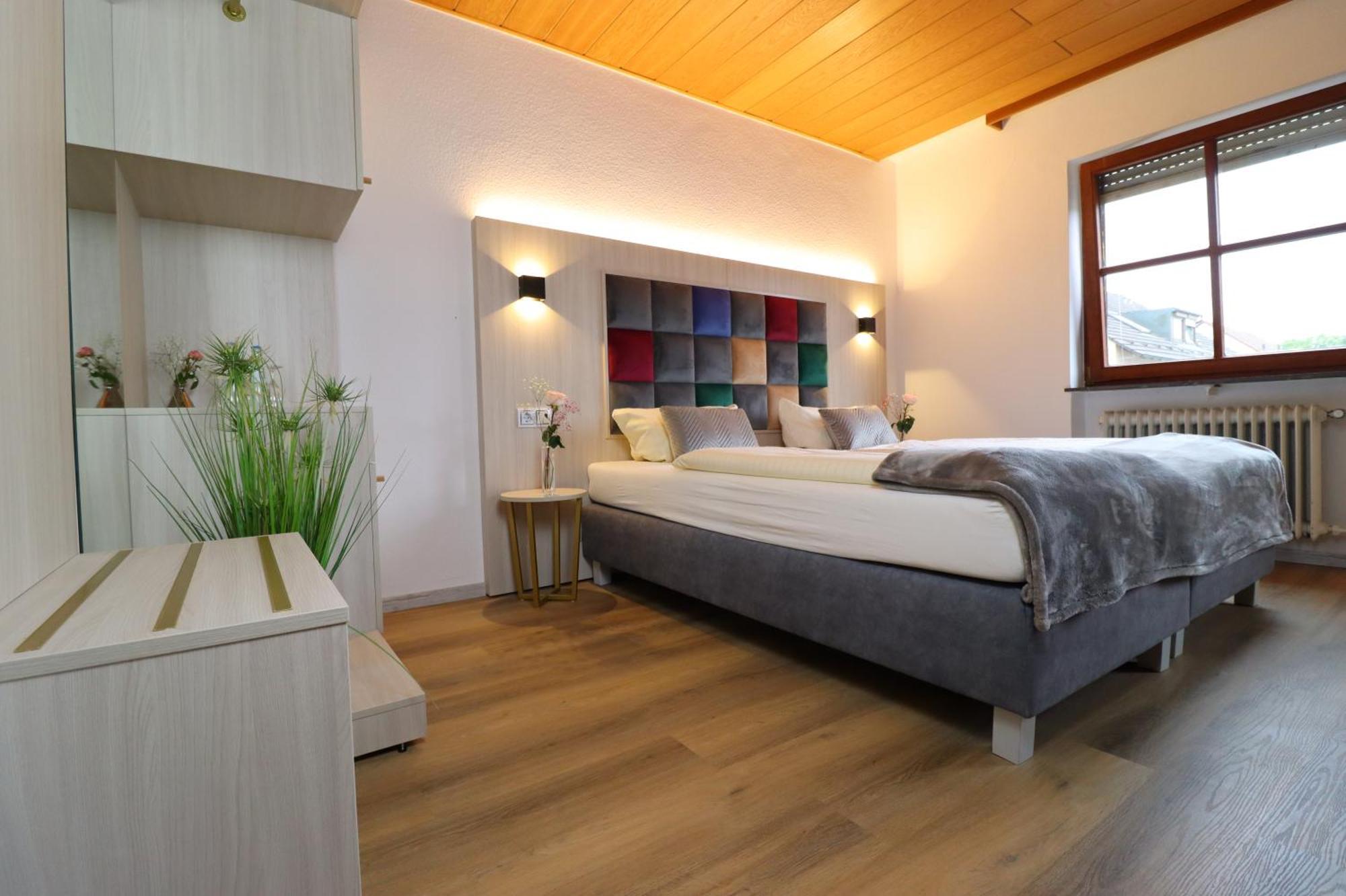 Daucher Hotel